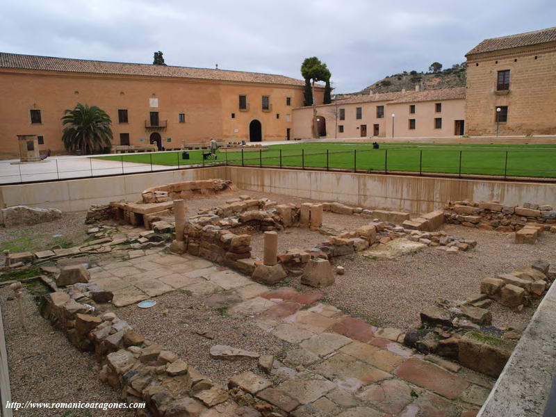 Excavaciones con restos arqueológicos en la Plaza de San Pedro